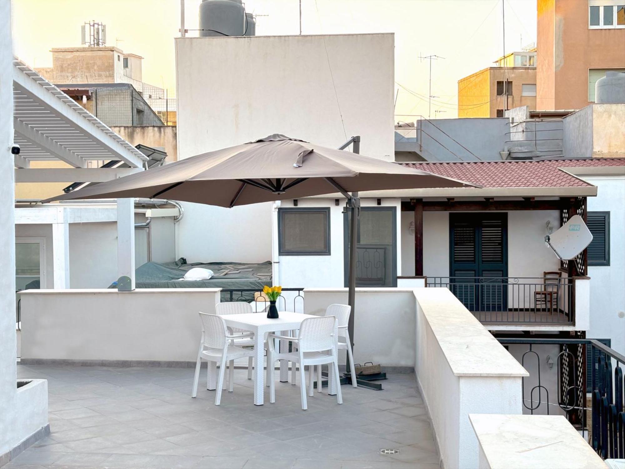 Casa No-Ma In Centro Storico Vila Marsala Exterior foto